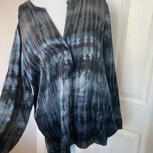 Silk gray and black tie dye work shirt
